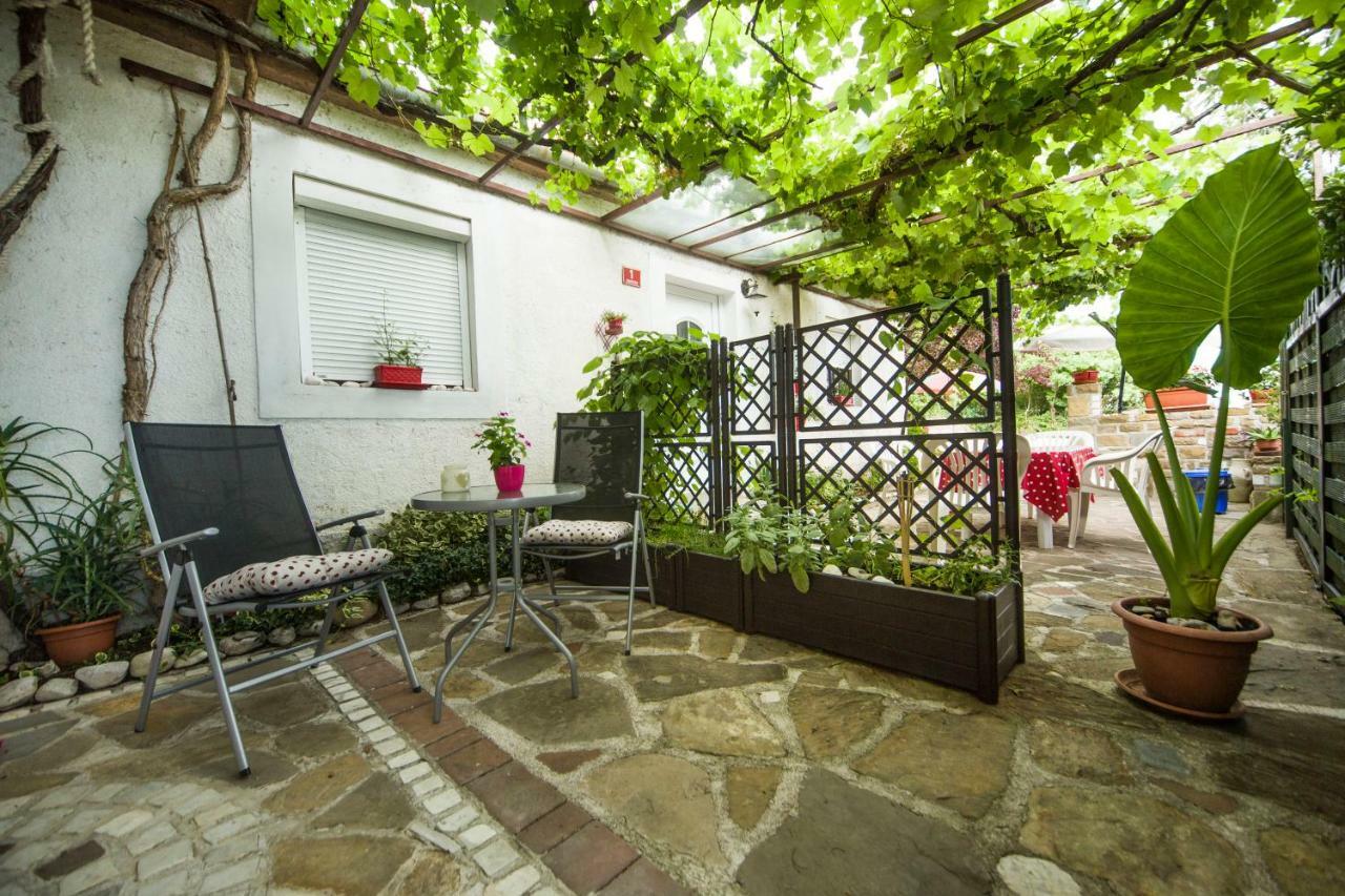 Apartments Baredi Изола Екстериор снимка
